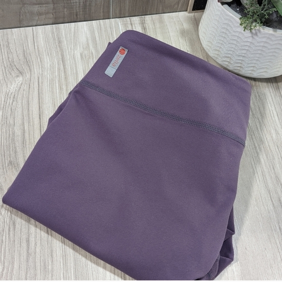 Zella Leggings Women's Size Small Dusty Purple Crop Workout Pants - Picture 3 of 7